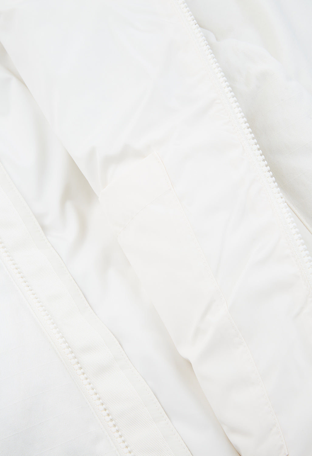 The North Face Women’s 92 Ripstop Nuptse Jacket - White Dune