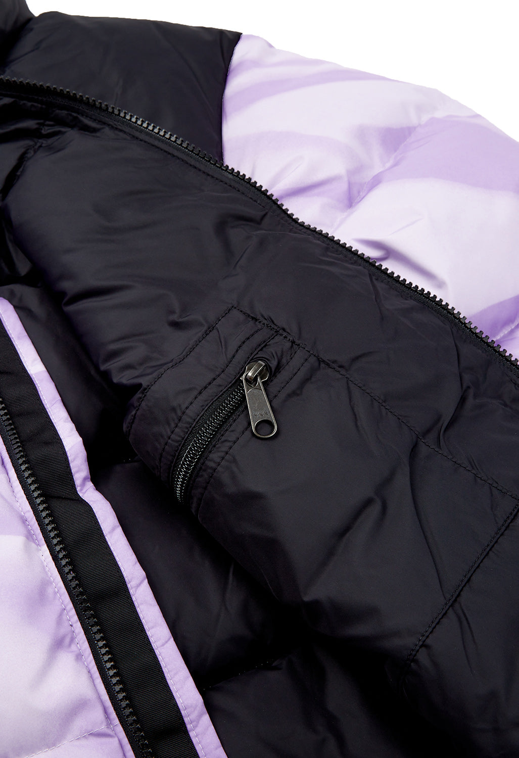 The North Face Women’s 1996 Retro Nuptse Jacket - Icy Lilac Garment Fold Print