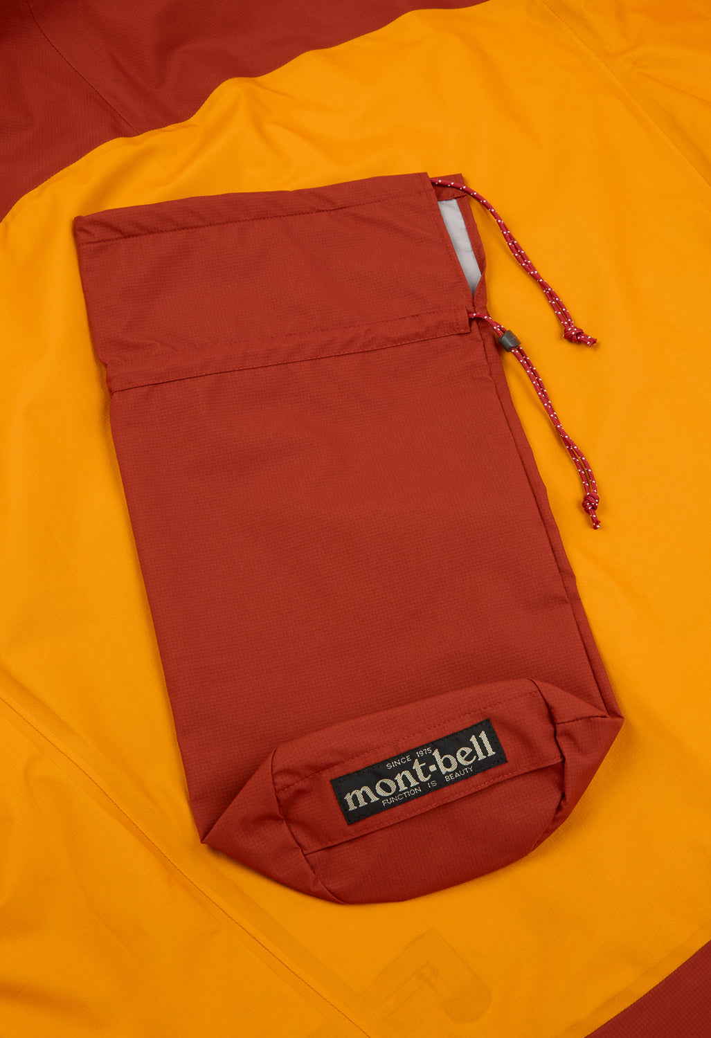 Montbell Men's Dyna Action Parka - Red