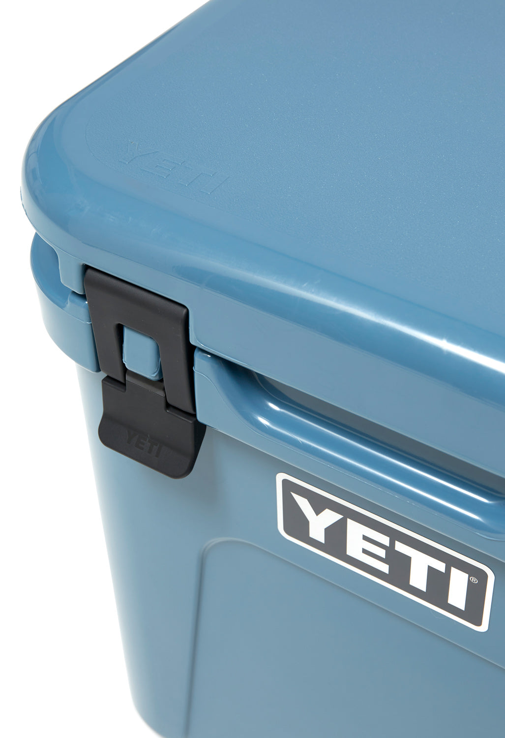 YETI Roadie 24 Cooler - Nordic Blue